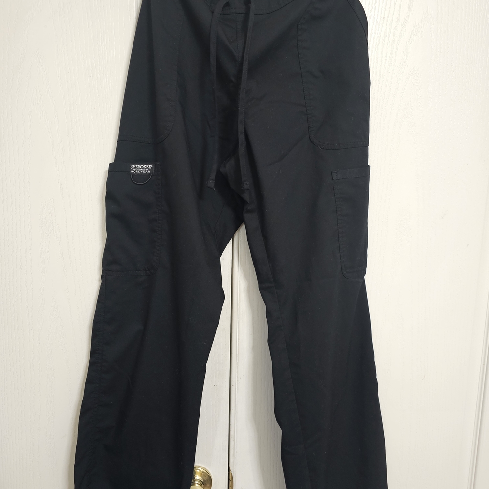 Cherokee Black Cargo Pants Streamlined Design